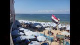 زحام على شواطئ الإسكندرية 