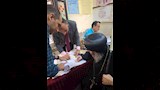 أسقف أسيوط يدلي بصوته فى انتخابات الشيوخ (8)