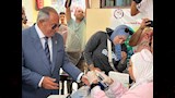 محافظ بورسعيد يتفقد اللجان ويستفيد من مبادرة الكشف الطبي (4)