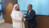 عبد العاطي يلتقي وزير الاستثمار الإماراتي في أبو ظ