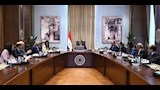 رئيس الوزراء يلتقي المدير التنفيذي لمصر بمجموعة البنك الدولي (2)