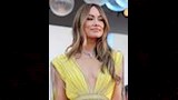 أوليفيا وايلد ترتدي مجوهرات غوتشي الفاخرة في مهرجان البندقية السينمائي 2022