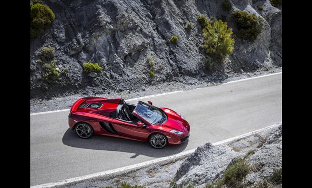 أول ظهور للنسخة الخاصة من مكلارين MP4-12C 50 Spider