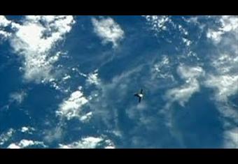 شعلة أولمبياد سوتشي تعود إلى الارض بعد جولة تاريخية في الفضاء