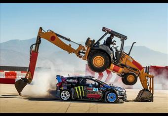 حصريا : الفيديو المنتظر لاسطورة الدريفت كين بلوك GYMKHANA SIX