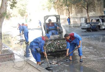 رفع 30 طن مخلفات من التحرير.. ورئيس الهيئة '' لماذا يحرق العلم ؟''