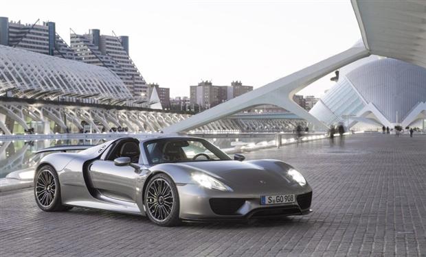 بورشه 918 Spyder الجديدة أسرع من ماكلارين P1 