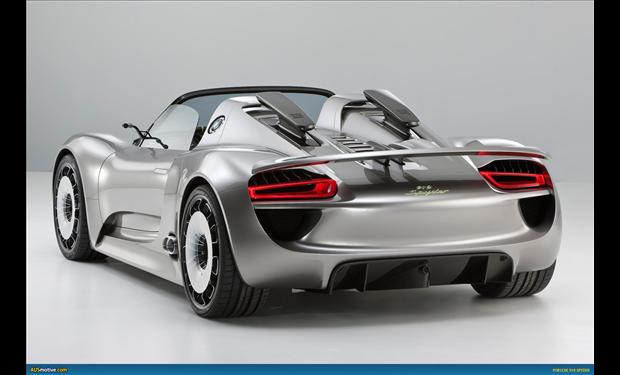 بورشه تطلب ثمناً باهظاً لسيارتها 918 Spyder 