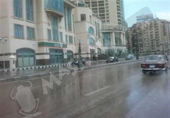 طقس سيء يسود أنحاء الجمهورية.. والأرصاد الجوية: حار رطب على الوجه البحري