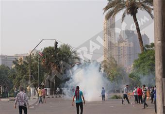 مؤشر الديمقراطية: الجامعات تحولت لساحات حرب بالأسلحة البيضاء والنارية في نوفمبر