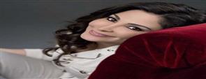 اليسا سعيدة بلقب نجمة 2011