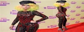 فساتين النجمات في حفل 2012 VMA، الجيد والسيء