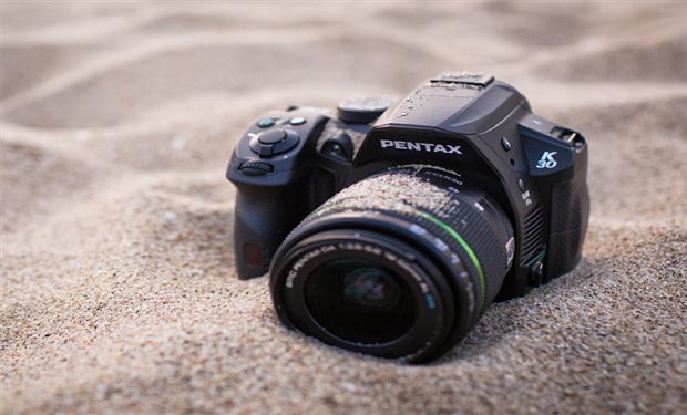 Pentax تزيح الستار عن كاميرا العمل الشاق K-30