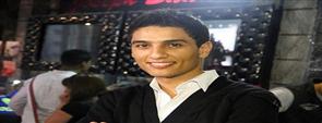 ''حماس'' تنظم حفلا رسميا وشعبيا لمحمد عساف لدى وصوله غزة