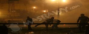 تصاعد حدة الاشتباكات بين أنصار مرسي وقوات الأمن بشارع النصر