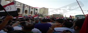 بالصور.. آلاف السوايسة ينتظرون قرار الجيش في ميدان الأربعين 