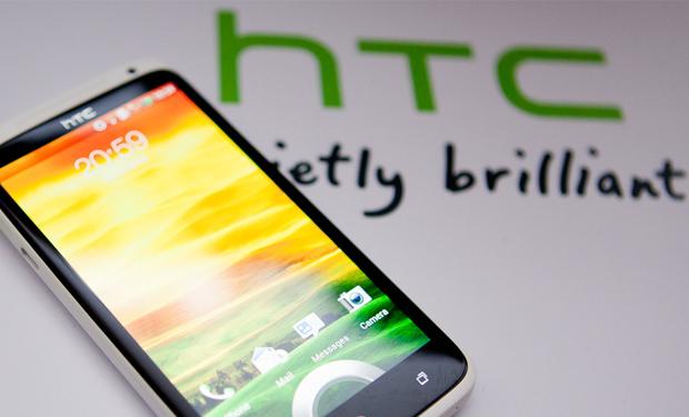 تراجع أرباح htc لتشبع سوق الهواتف الذكية