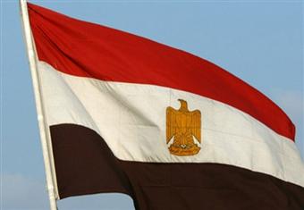 قيادي بالنور يستنكر صدور قانون يجرم عدم الوقف لتحية العلم