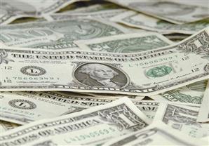 الدولار يقترب من أعلى مستوى في 7 سنوات أمام الين