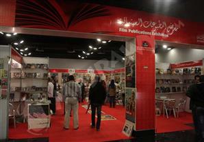 بالصور.. أفيشات أفلام وصور نجوم في معرض للمطبوعات السينمائية بـ''القاهرة السينمائي''