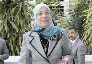 عشري: مشروع قانون العمل الجديد سيحقق الأمان للشباب بالقطاع الخاص