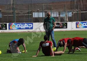 عبد الكافي ومحمد حسن يشاركان في مران الأهلي .. وإصابة فاروق