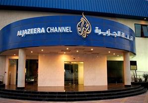 رئيس جريدة الوسط البحرينية: السيطرة على "الجزيرة" تعيد العلاقات بين الدوحة والقاهرة