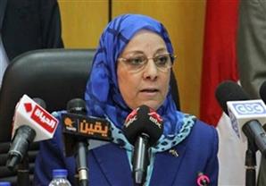 عشري: التوافق على 145 مادة بمشروع قانون العمل ولا فرض لرأي على الأخر