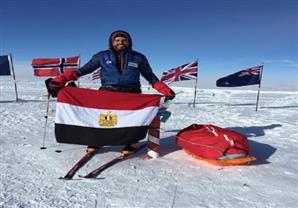 مع نهاية 2014.. عمر سمرة يرفع علم مصر في القطب الجنوبي