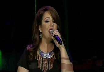 وهم تشدو بـ "هو صحيح الهوى غلّاب" فى THE VOICE