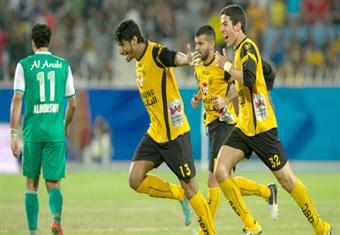«إبراهيم» يجدد الصراع بين قطبي الكرة الكويتية