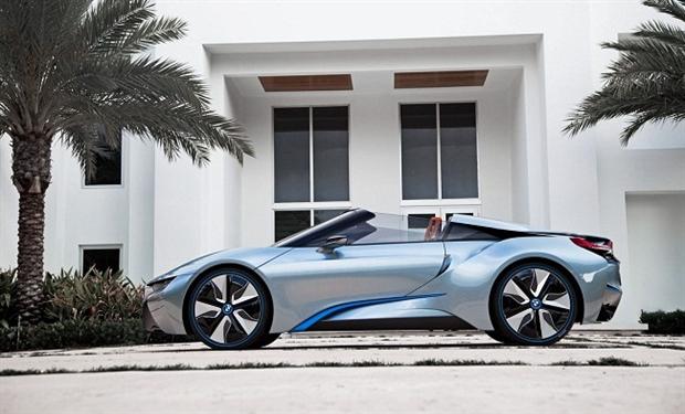 استمع لصوت BMW i8 الحقيقى والذى أثير حوله الكثير من الجدل