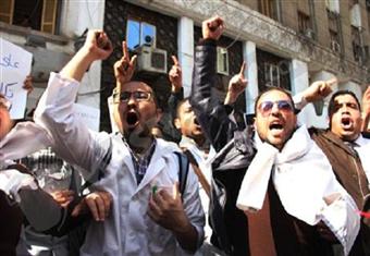 تشكيل لجنة عليا من النقابات الطبية لإدارة إضراب 8 مارس