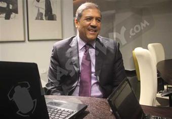 السادات يطالب الحكومة بالخروج عن التقليدية في مواجهة الأزمات