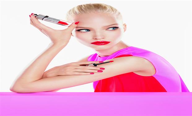 إكسسوار شفتيك الرائع هذا الربيع بأحمر شفاه DIOR ADDICT 