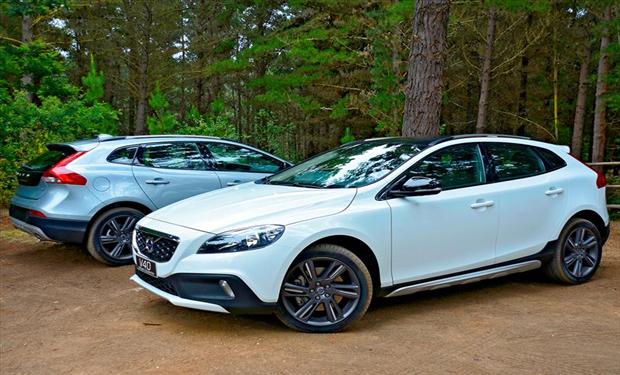  فولفو تطرح موديلاً خاصاً من سيارتها V40 Cross Country 