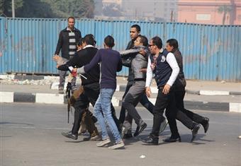 مصدر بالأمن الإداري: القبض على 7 من طلاب الإخوان أثناء اشتباكات الأزهر