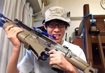 مهندس ياباني يكيف اسلحة آلية لتنظيف الأسنان