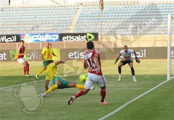 بالفيديو و الصور- الأهلي وسموحة يصعدان رسميا للمربع الذهبي بالدوري