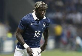 مان سيتي يضم الفرنسي سانيا مدافع أرسنال