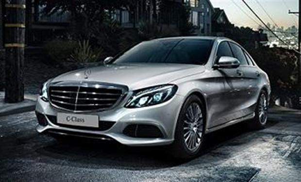 مرسيدس بنز C-Class الجديدة كليا تصل إلى دبى 