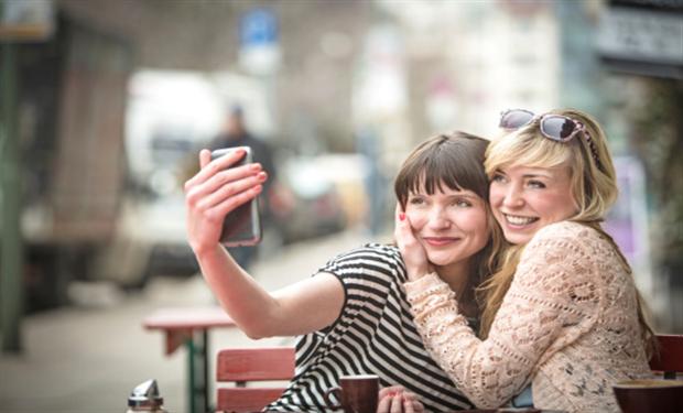 مفاجأة سارة لعشاق ال"selfie"!!