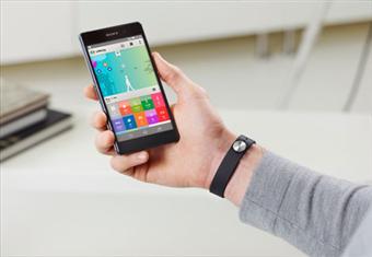 ما الفرق بين سوار اللياقة البدنية والساعة الذكية؟