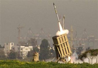 جيروزاليم بوست: أكثر من 30 صاروخ يضرب جنوب إسرائيل والجيش يرد