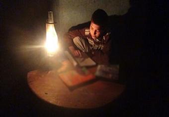 القابضة للكهرباء توضح أسباب أزمة الإنقطاع المتكرر للتيار