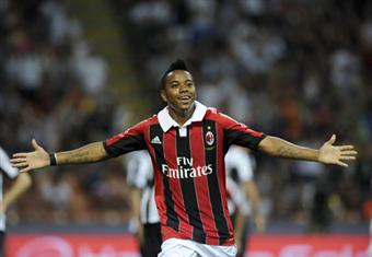 سانتوس يستعير روبينيو من ميلان 