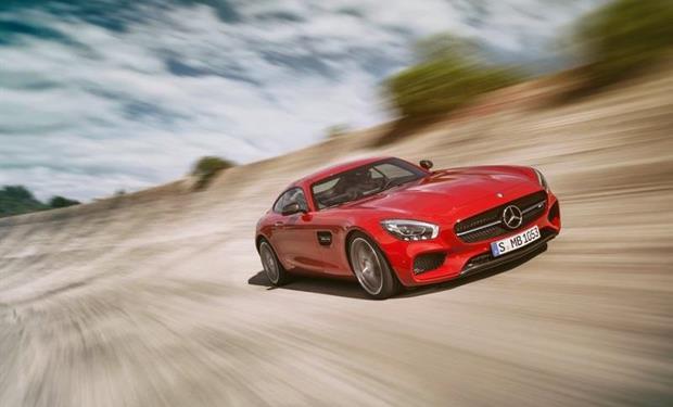 بالفيديو : مرسيدس AMG GT 2016 الجديدة فى أول استعراض تفحيط 