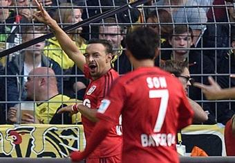 المغربي بلعربي يسجل هدفا رائعا لباير ليفركوزن بالدوري الألماني