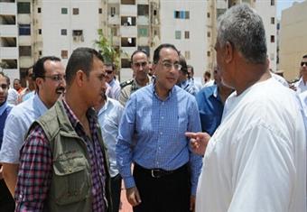 وزير اﻹسكان يعلن انتهاء خط ''القاهرة الجديدة'' وحل أزمة المياه 15 سبتمبر