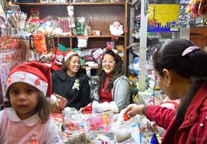 بالصور.. عدسة مصراوي ترصد احتفالات رأس السنة في شبرا 